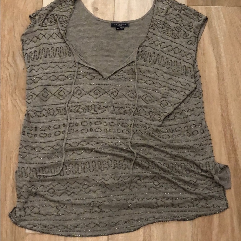 Gryphon gray and silver blouse